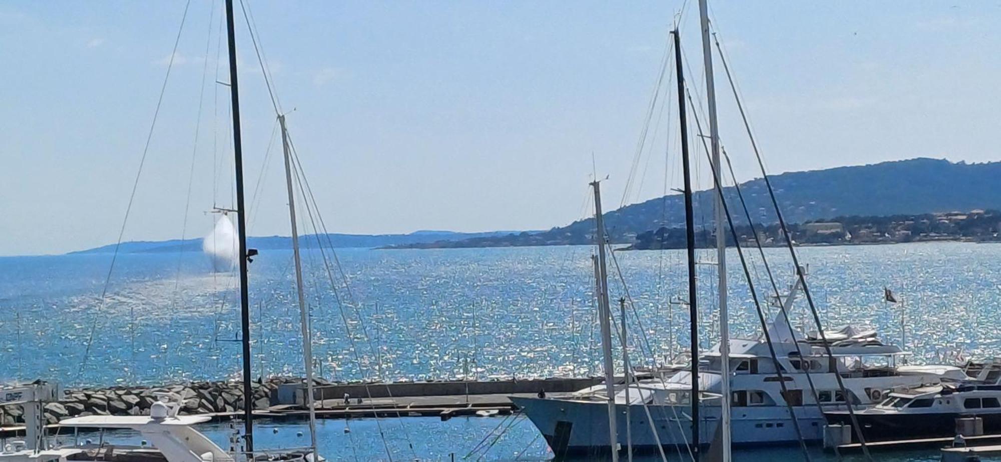 Sublime Vue Mer,Parking,Wifi Fréjus Kültér fotó